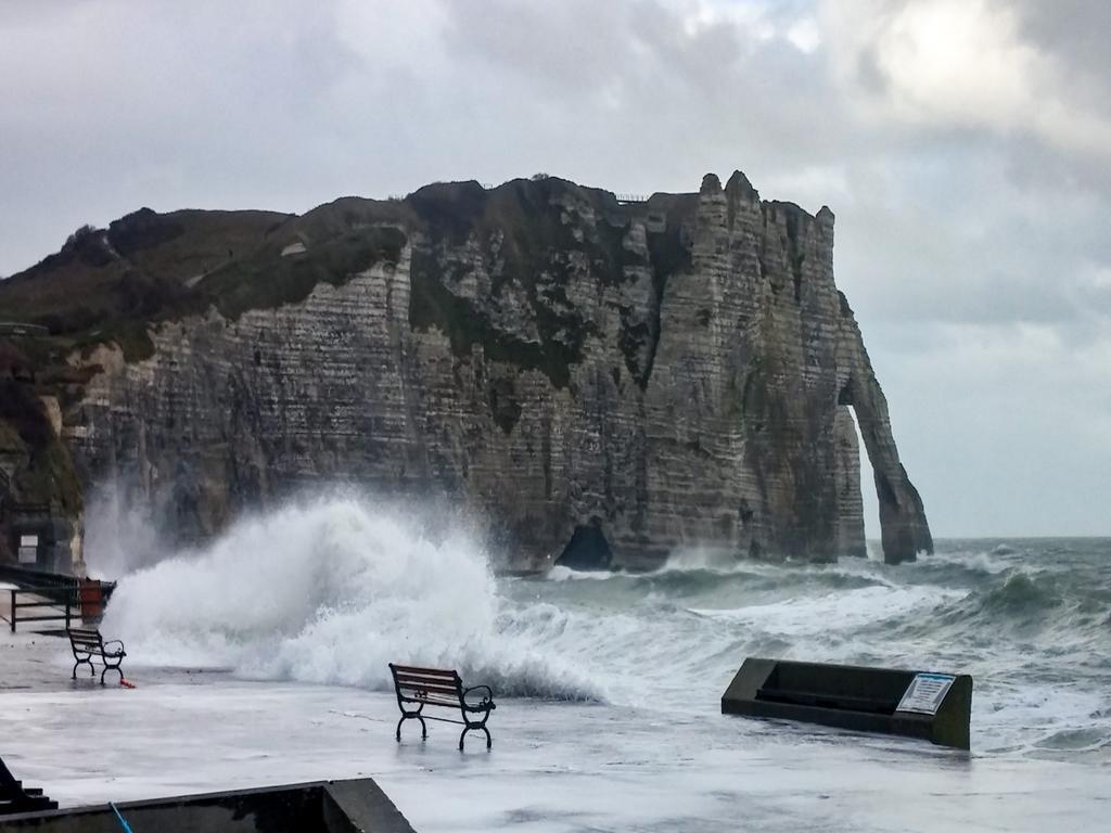 La Belle Vue Le Diamant Des Yeux Mer Et Golf Front Mer Étretat Dış mekan fotoğraf
